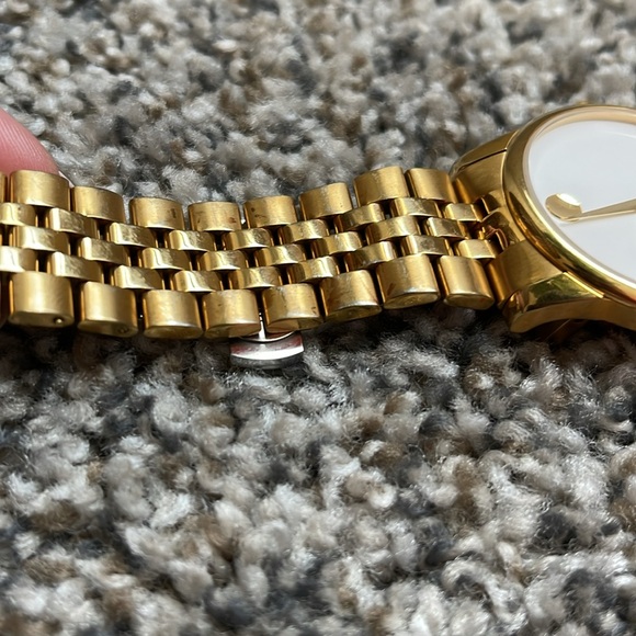 Watch - Picture 5 of 7